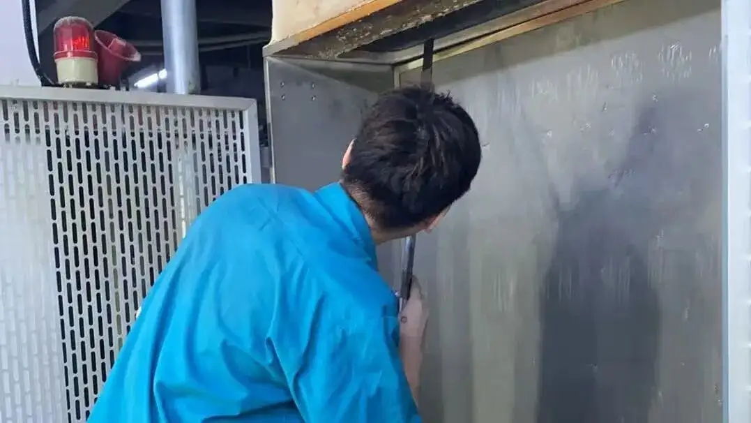 Ο πολυεστέρας Changshu πραγματοποιεί ασκήσεις έκτακτης ανάγκης για ξαφνικά περιστατικά